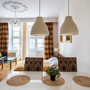 https://florianska-apartments.krakowhotelspoland.com